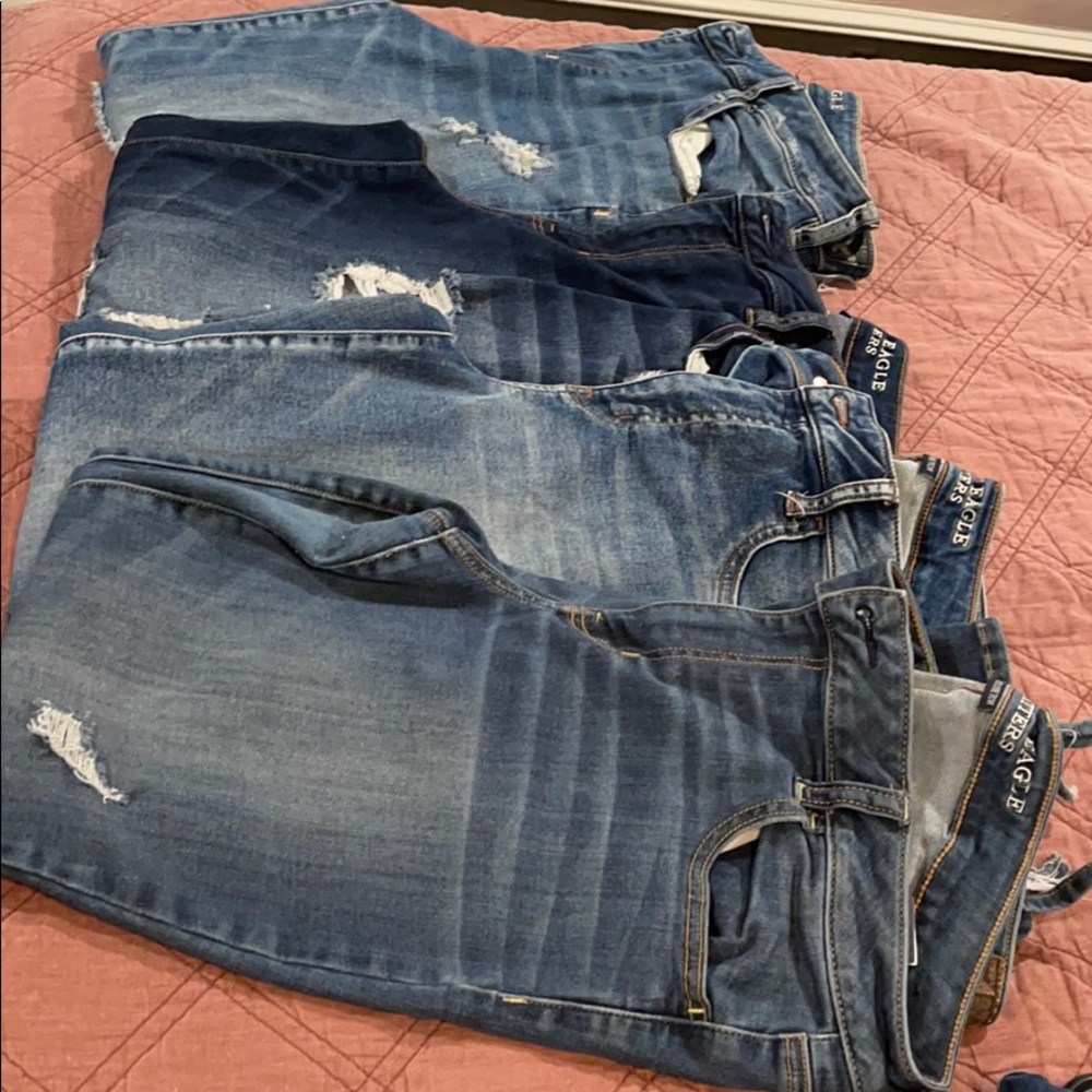American eagle bundle (3 Jeans not 4)